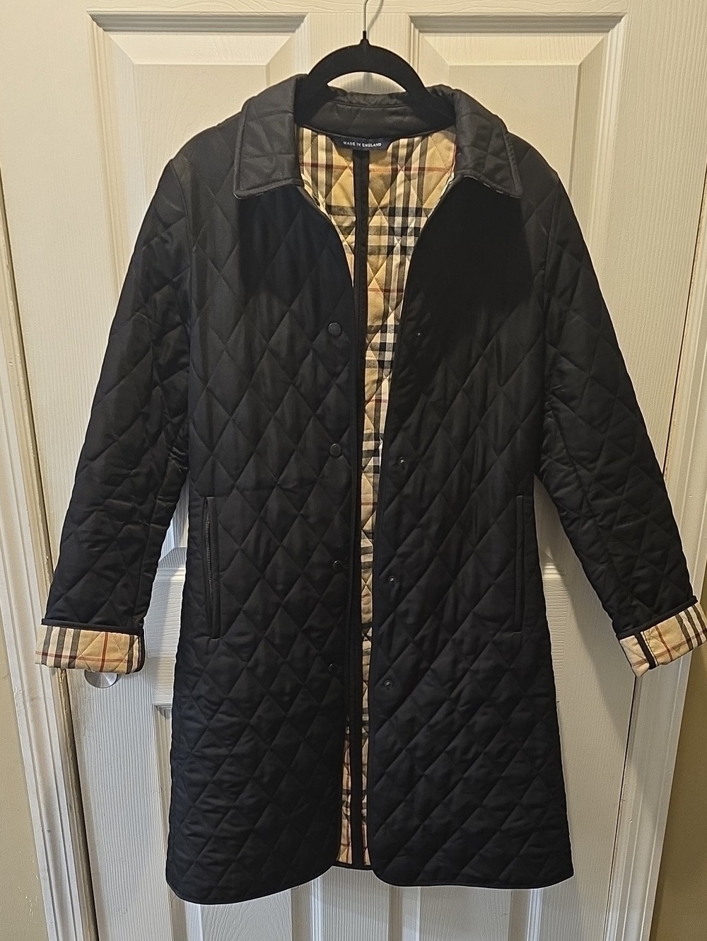Authentic Burberry Black Quilted Coat Size 8 With Signature Plaid Lining